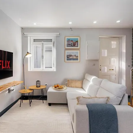 Whome Porto City Center Comfort & Stylishly Furnished Exterior photo